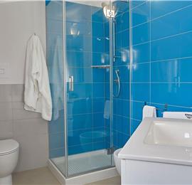 5 bedroom villa with infinity pool, Castellammare del Golfo, sleeps 9